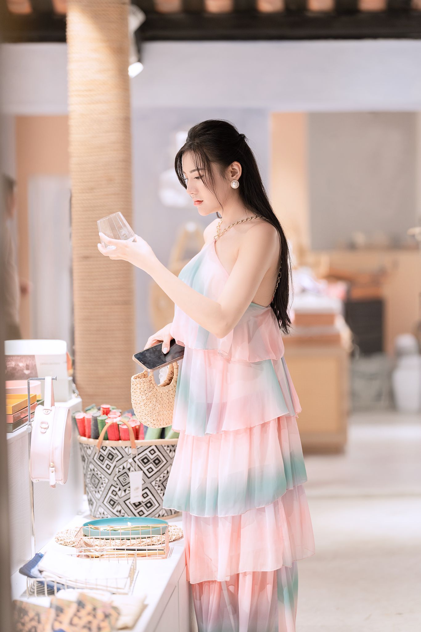 Chụp ảnh concept trong nhà